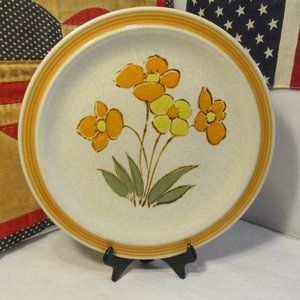 Vintage 1970's Ceramic Stoneware Floral Flower Power Dinner Plate MCM
